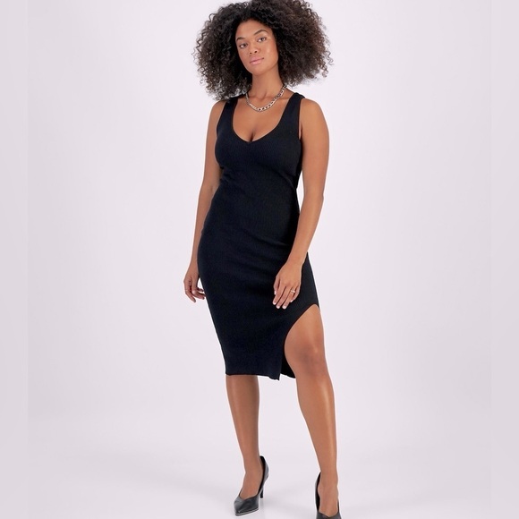 COPY - Bar lll Women's Rib-Knit Sleeveless Midi Sweater Dress, medium V-neck in… - Picture 2 of 7